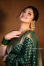 Jori Katan Saree With Blause Pcs - Image 4