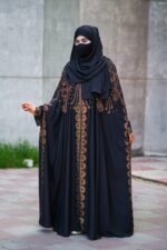 Luxury Abhaya Set with Inner and Hijab - Image 9