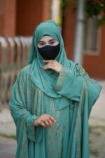 Luxury Abhaya Set with Inner and Hijab - Image 4